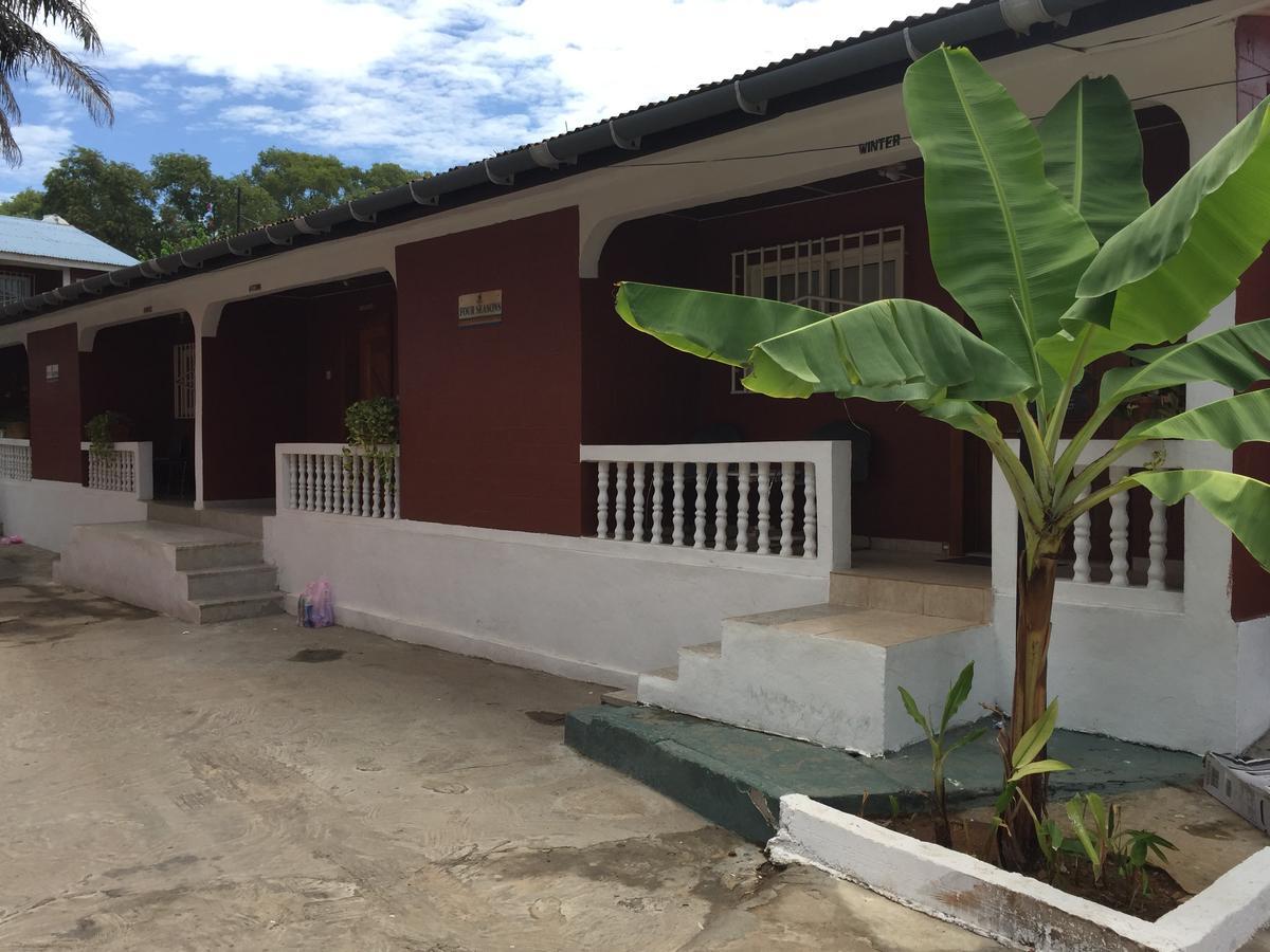 The Family Kingdom Resort Freetown Luaran gambar