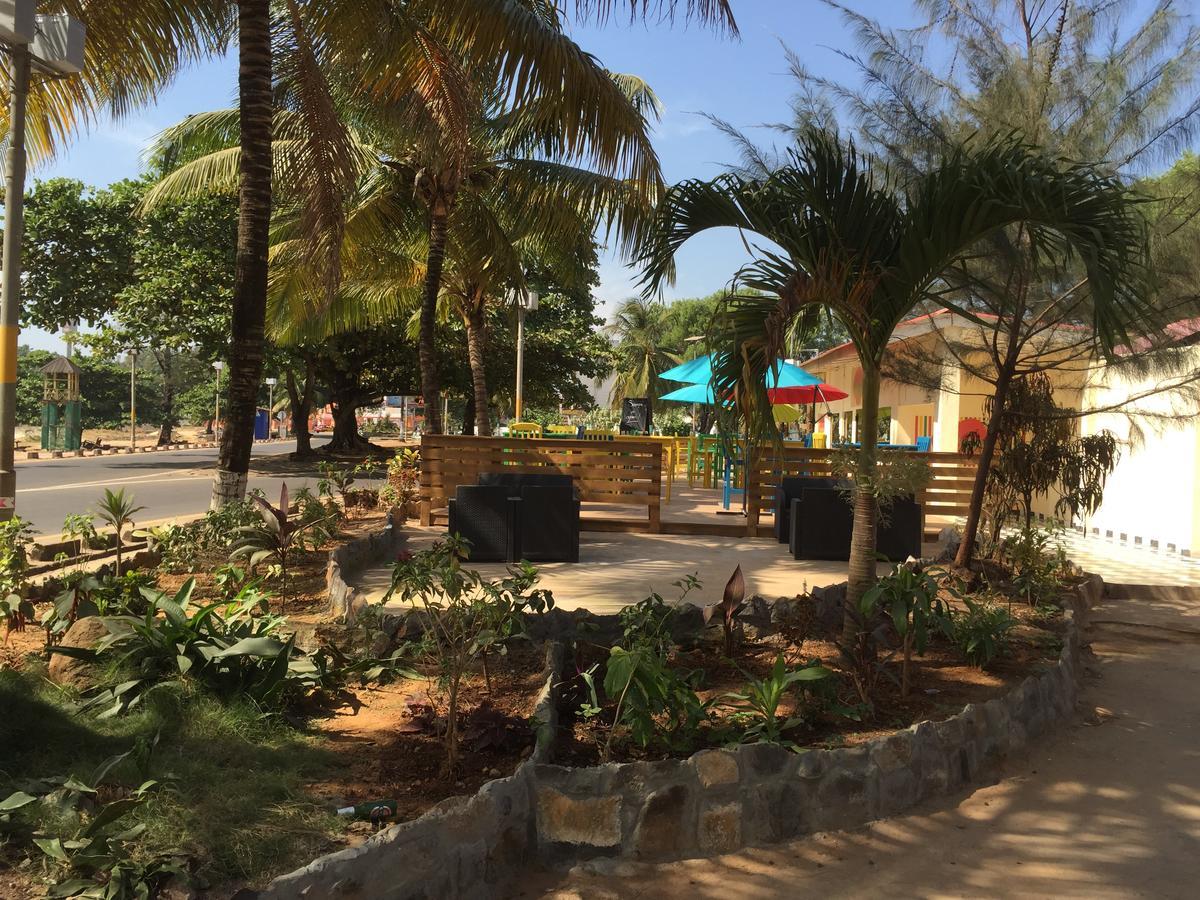 The Family Kingdom Resort Freetown Luaran gambar