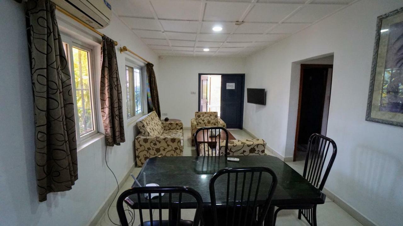 The Family Kingdom Resort Freetown Luaran gambar